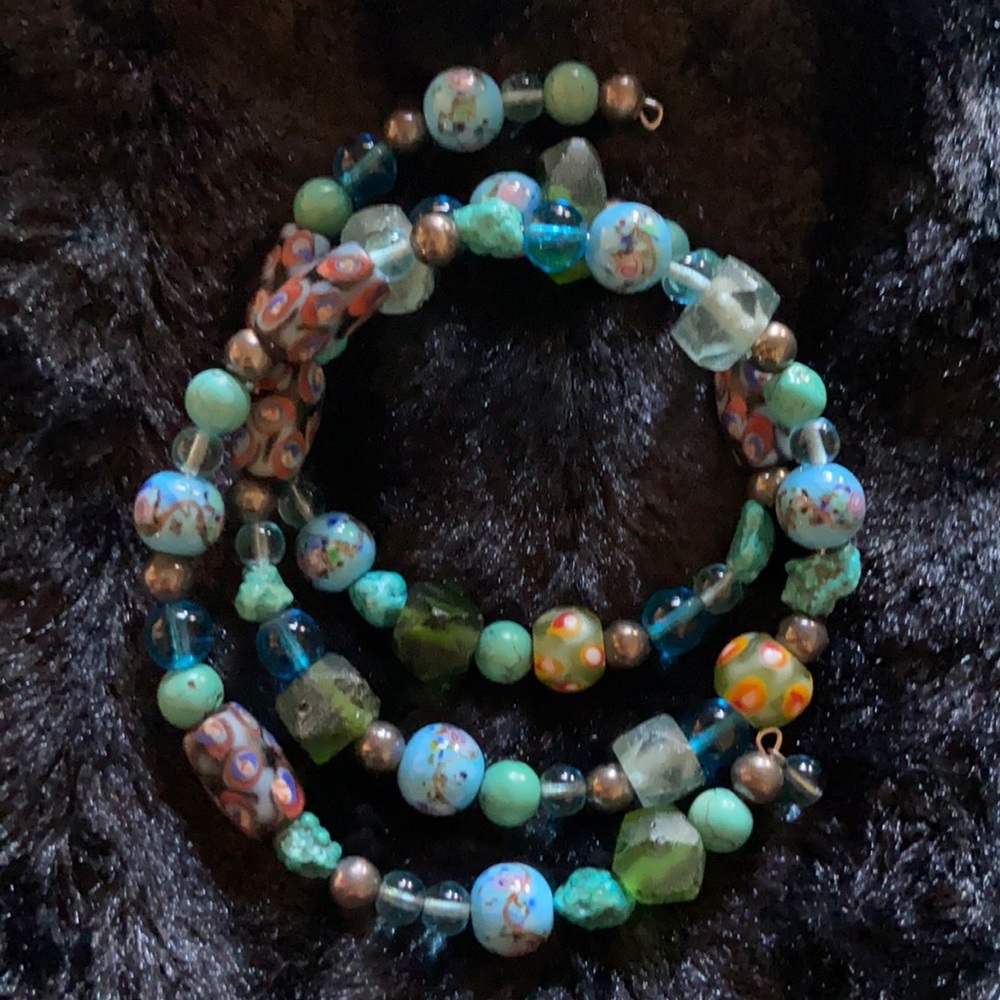 Beautiful Turquoise Stone Wrap Bracelet! NWOT!